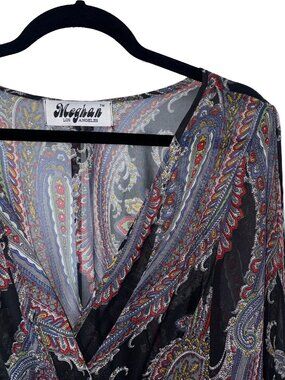 Meghan Los Angeles Black Paisley Long Sleeve Belted Maxi Dress - Size M (Est.)